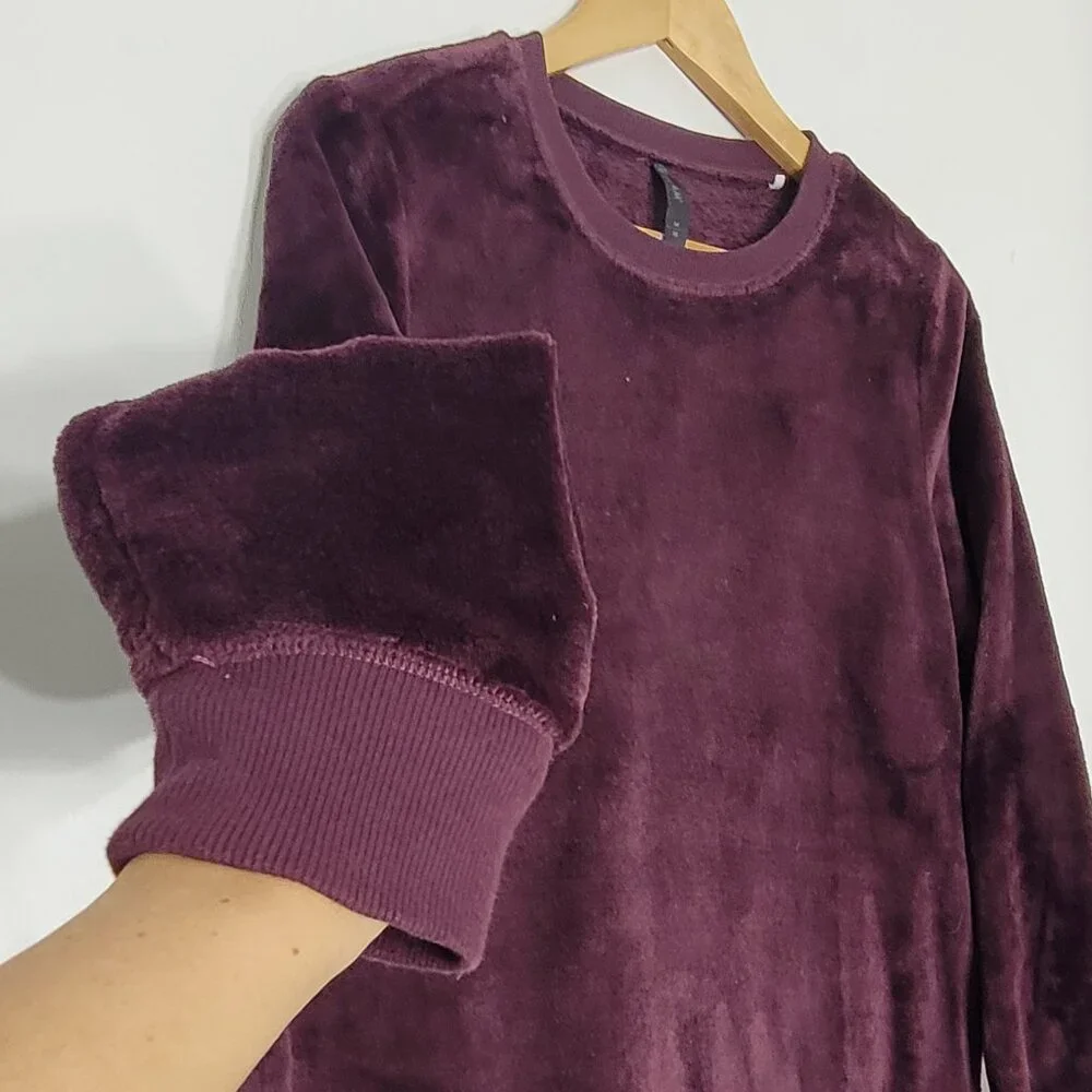 GAIAM Purple Maroon Long Sleeve Cozy Crew Neck Pullover Fleece Sweatshirt Medium - Picture 5 of 13